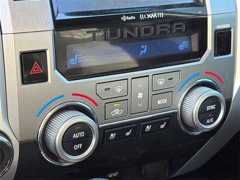 Used 2015 Toyota Tundra Platinum image 32