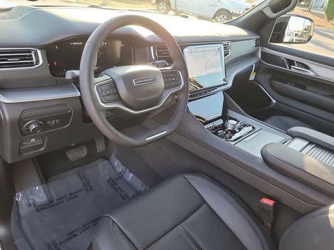 New 2026 Jeep Grand Wagoneer Limited AWD/4WD image 22