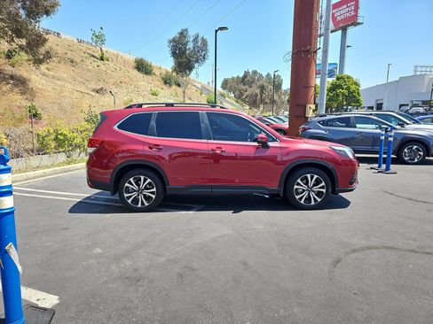 Certified 2022 Subaru Forester Limited w/ Popular Package #2 AWD/4WD image 8