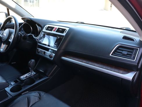 Used 2015 Subaru Outback 3.6R Limited image 17
