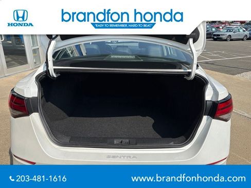 Used 2023 Nissan Sentra SR w/ SR Premium Package FWD image 29