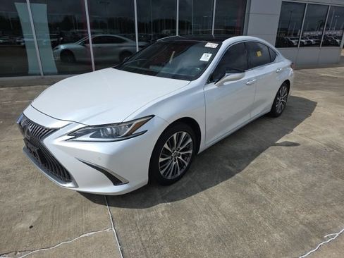 Used 2020 Lexus ES 350 w/ Premium Package FWD image 3