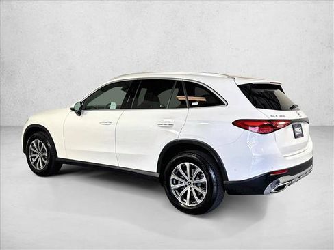 Used 2026 Mercedes-Benz GLC 300 4MATIC image 7