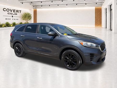 Used 2020 Kia Sorento FWD V6 image 14
