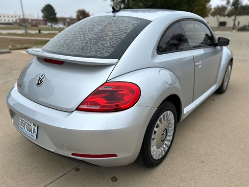 Used 2015 Volkswagen Beetle 1.8T image 6