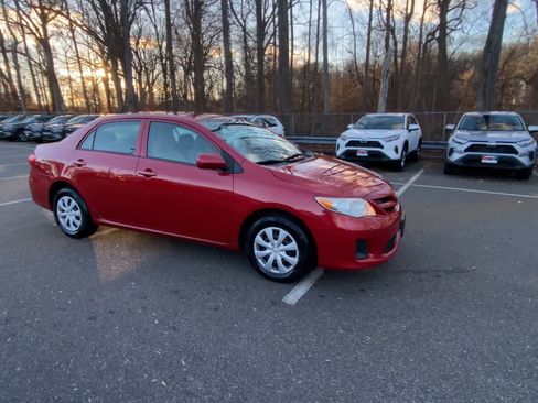 Used 2013 Toyota Corolla L image 10