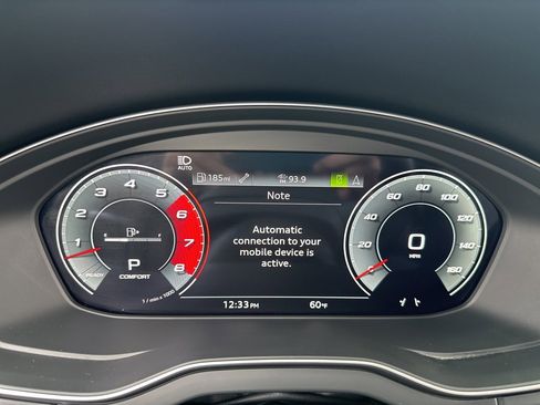 Used 2023 Audi SQ5 Prestige w/ Prestige Package image 13