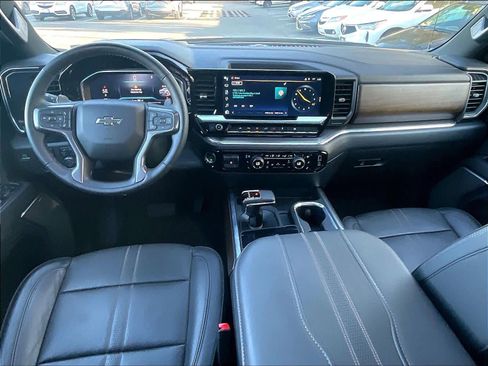 Used 2024 Chevrolet Silverado 1500 High Country w/ Midnight Edition image 17