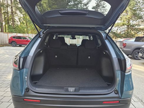 Certified 2025 Honda HR-V Sport image 15