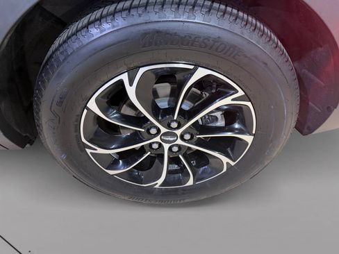 Used 2024 Lincoln Nautilus Premier AWD/4WD image 4