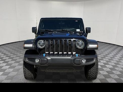 Used 2022 Jeep Wrangler Unlimited Rubicon 4xe w/ Cold Weather Group AWD/4WD image 3