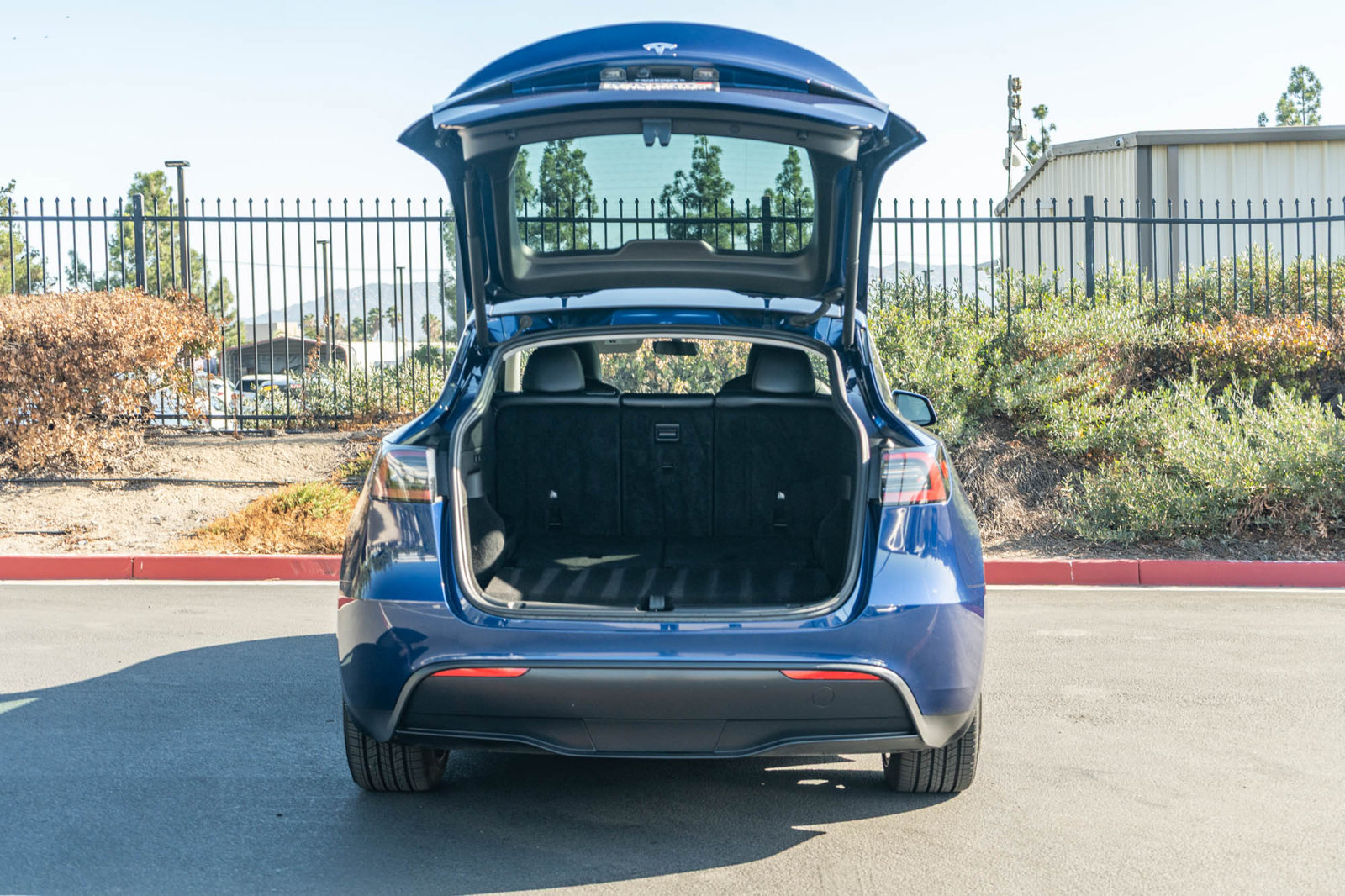 Used 2023 Tesla Model Y Long Range AWD/4WD image 22