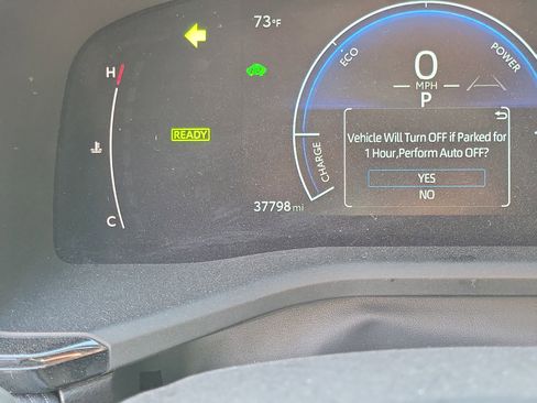 Used 2025 Toyota Camry SE image 25