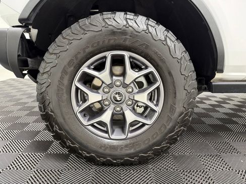 Used 2023 Ford Bronco 4-Door AWD/4WD image 12