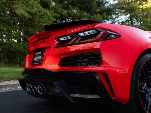 Used 2025 Chevrolet Corvette Z06 w/ Battery Protection Package image 10