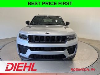 New 2026 Jeep Grand Cherokee Altitude AWD/4WD video 2