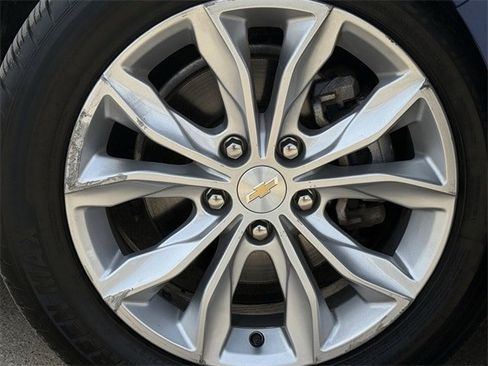 Used 2023 Chevrolet Malibu LT image 10