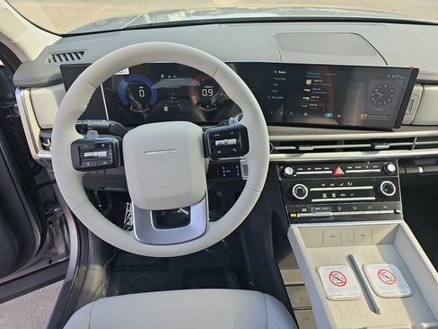 New 2026 Hyundai Santa Fe SE FWD image 17