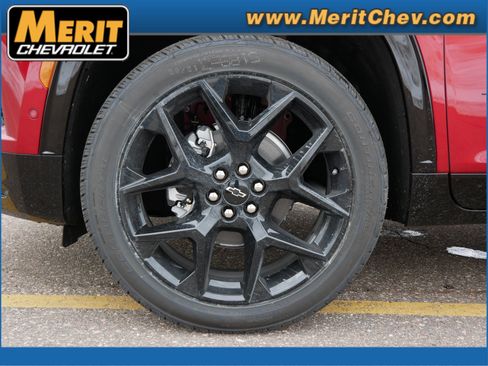 New 2026 Chevrolet Traverse RS image 3