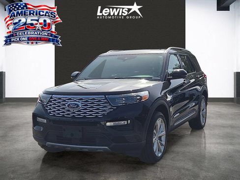 Used 2024 Ford Explorer Platinum w/ Technology Package AWD/4WD image 1