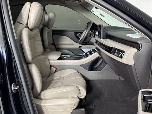 Used 2021 Lincoln Aviator Reserve w/ Equipment Group 201A image 33