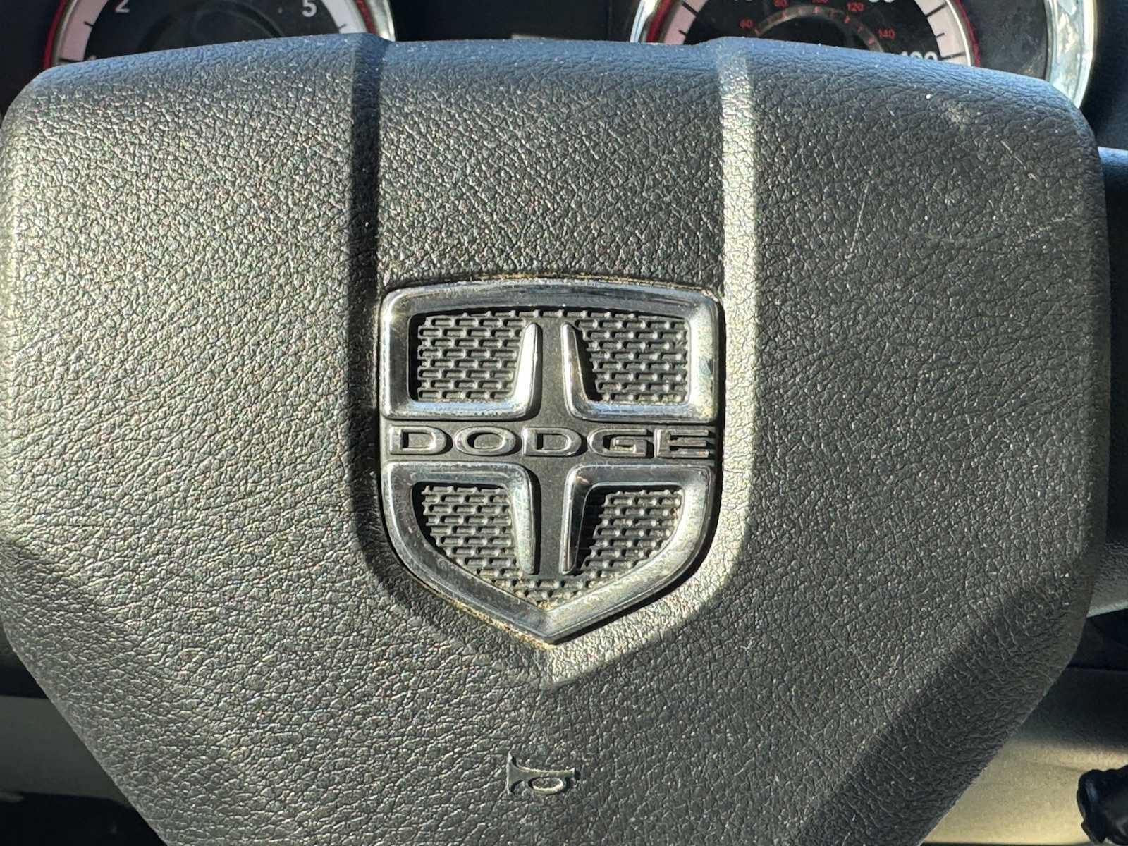 Used 2019 Dodge Grand Caravan SE w/ UConnect Hands-Free Group FWD image 12