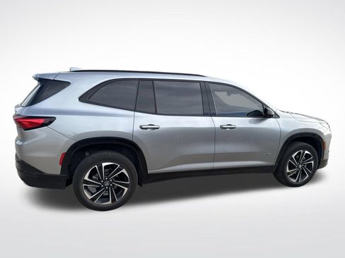Used 2025 Buick Enclave Sport Touring w/ Power Package FWD image 6