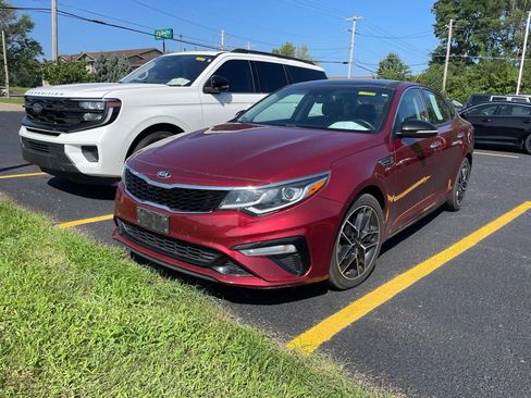Used 2020 Kia Optima SE FWD image 2