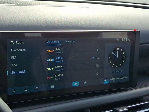 New 2026 Hyundai Tucson SE image 17