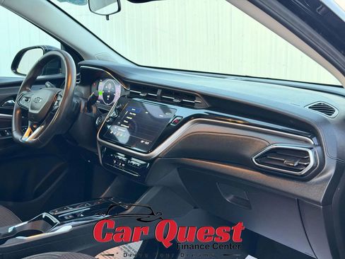 Used 2023 Chevrolet Bolt EUV LT FWD image 18