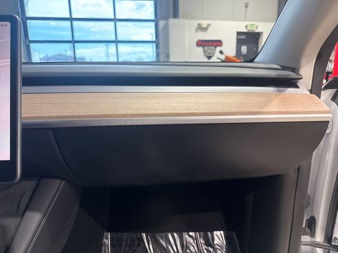 Used 2023 Tesla Model Y Performance image 81