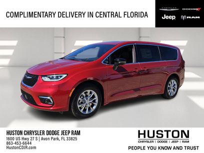 New 2026 Chrysler Pacifica Limited