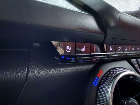 Used 2016 Chevrolet Camaro SS RWD image 18