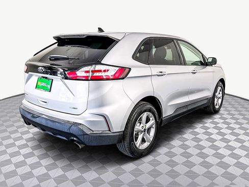 Used 2019 Ford Edge SE image 10