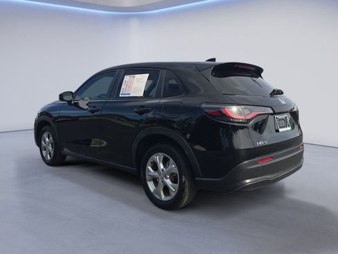 Used 2024 Honda HR-V LX image 3