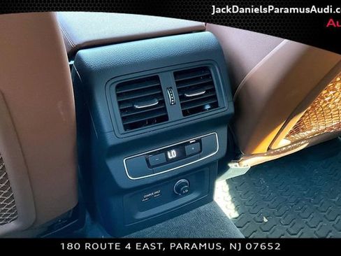 Used 2023 Audi Q5 e Premium Plus w/ Premium Plus Package AWD/4WD image 20