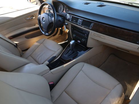 Used 2011 BMW 328i Sedan image 18