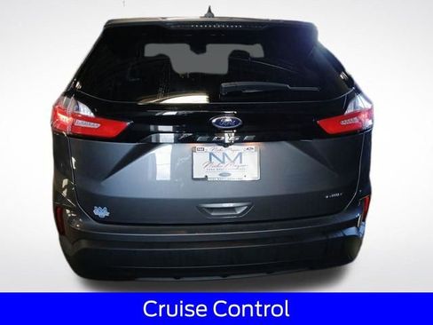 Certified 2024 Ford Edge SE image 8