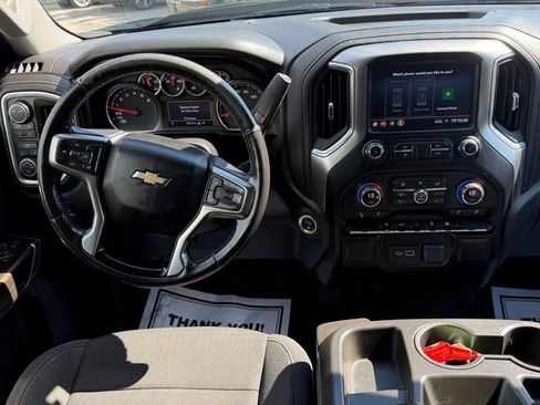 Used 2021 Chevrolet Silverado 1500 LT AWD/4WD image 21