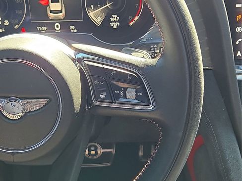 Used 2021 Bentley Bentayga Speed image 21