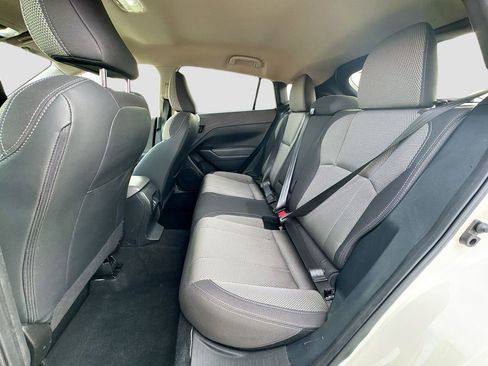 Used 2024 Subaru Crosstrek 2.0i Premium image 30