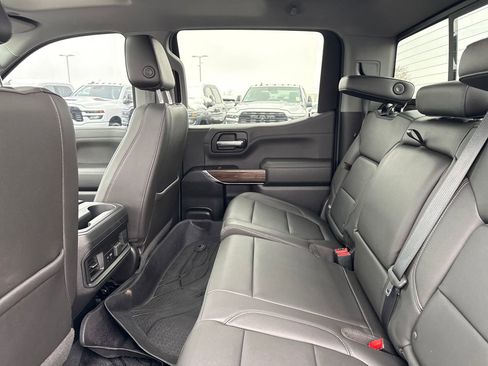 Used 2019 Chevrolet Silverado 1500 RST image 16