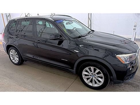 Used 2016 BMW X3 xDrive28i AWD/4WD image 3