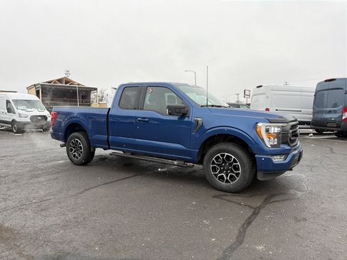 Certified 2022 Ford F150 XLT w/ Equipment Group 302A High image 3
