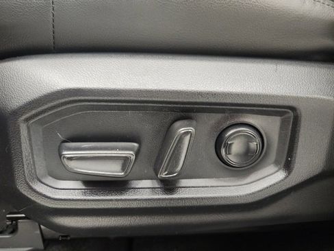 Used 2024 Toyota Tundra Limited image 14