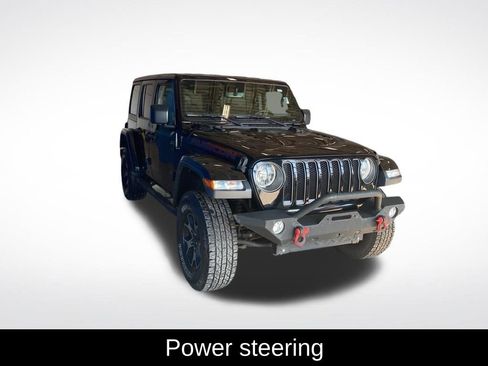Used 2018 Jeep Wrangler Unlimited Rubicon image 16