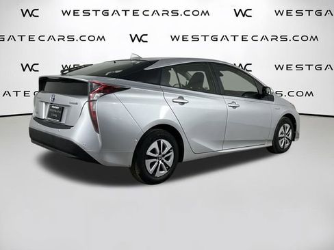 Used 2017 Toyota Prius Two w/ Prius Two Safety Plus Package image 40