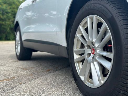 Used 2019 Jaguar F-PACE Prestige AWD/4WD image 8