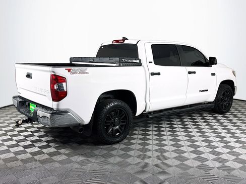 Used 2021 Toyota Tundra SR5 w/ SR5 Upgrade Package image 10