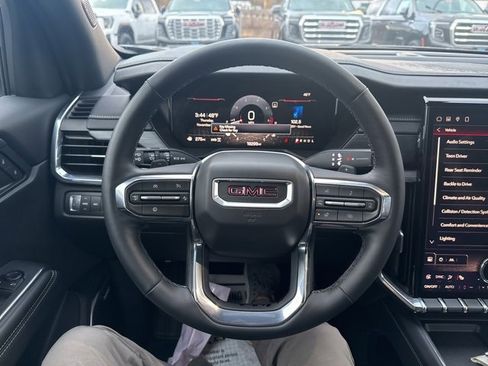 Certified 2025 GMC Acadia Elevation image 20